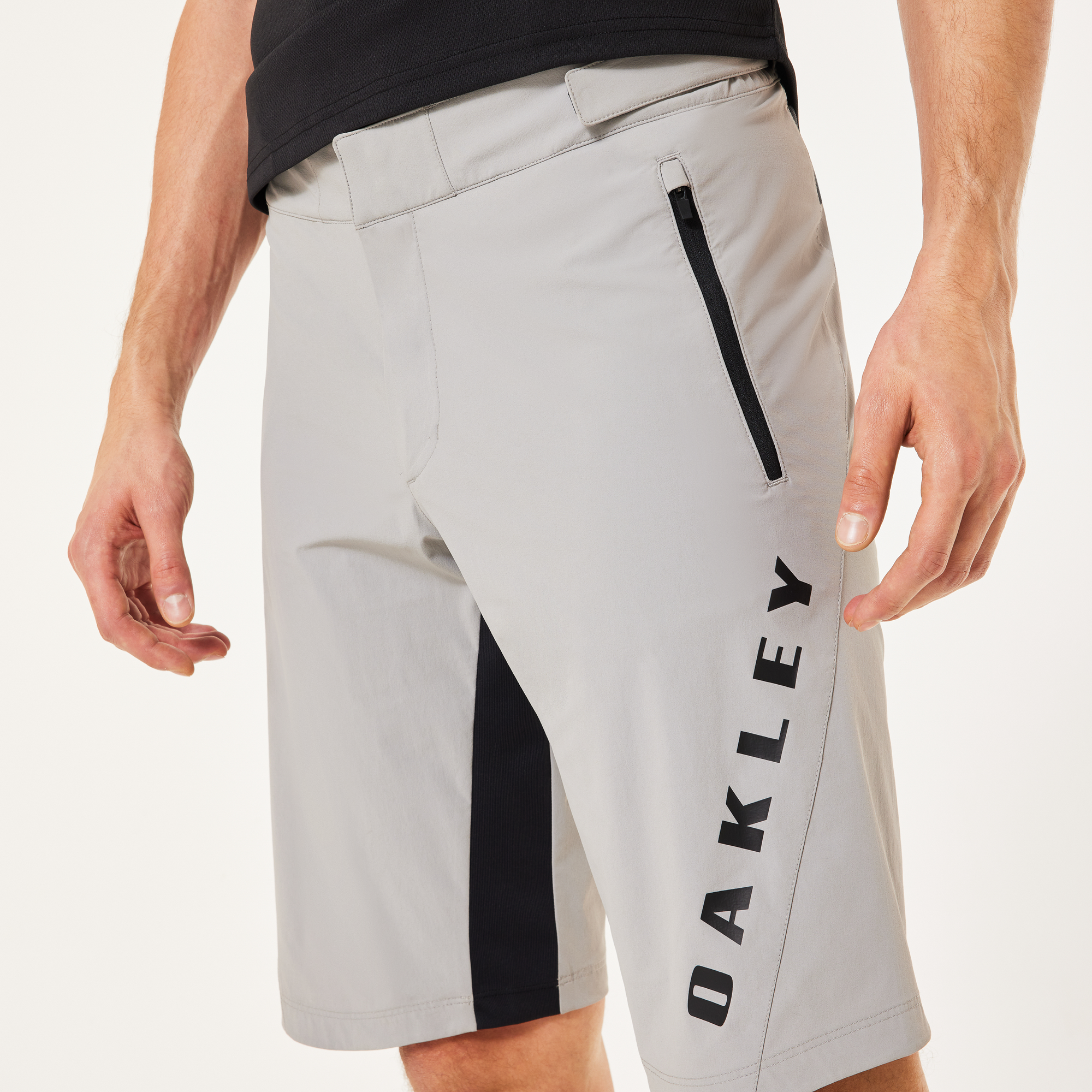 Oakley Free Ride Short-Cement