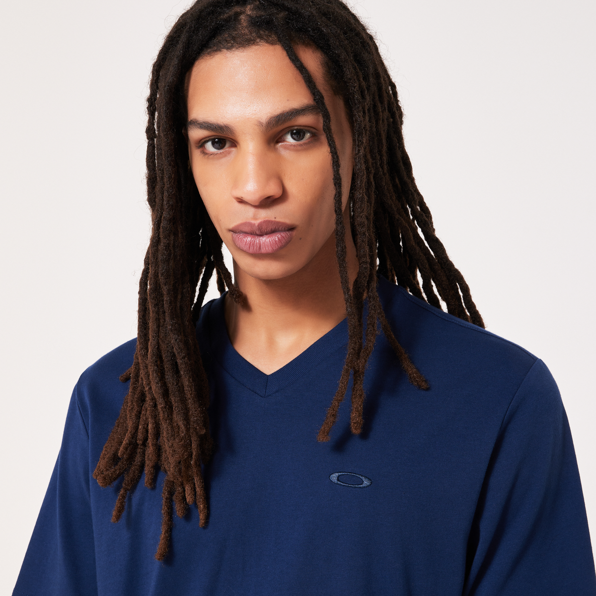 Oakley Relax V-Neck Tee-Team Navy
