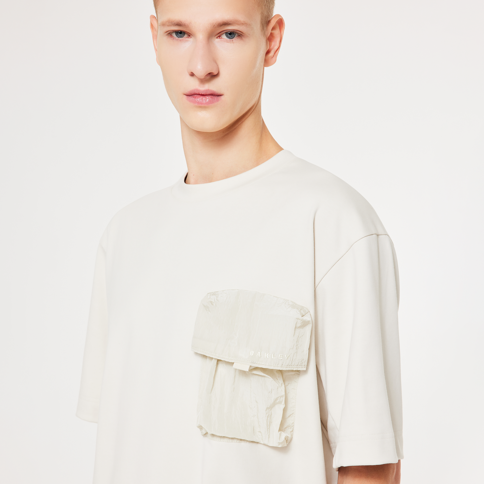 Oakley Reserve Pocket Tee-Mist