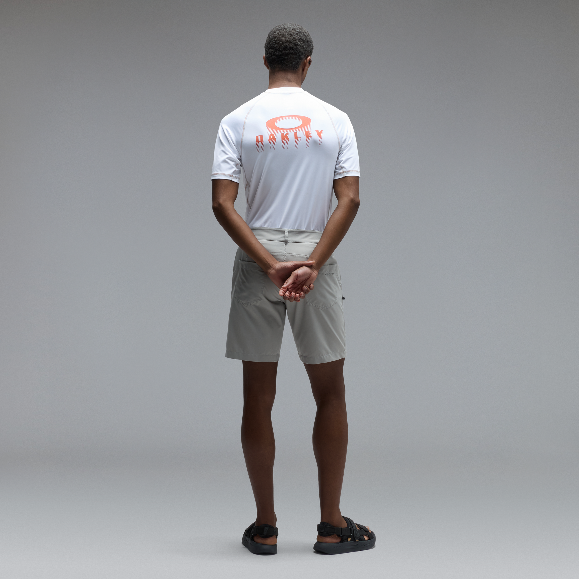 Oakley Baseline Hybrid 18” Short - Cement