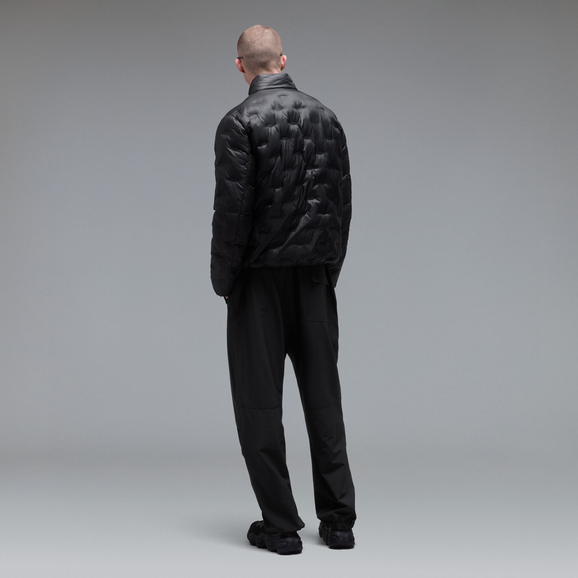 Whirl Szn Jacket - Pitch Black
