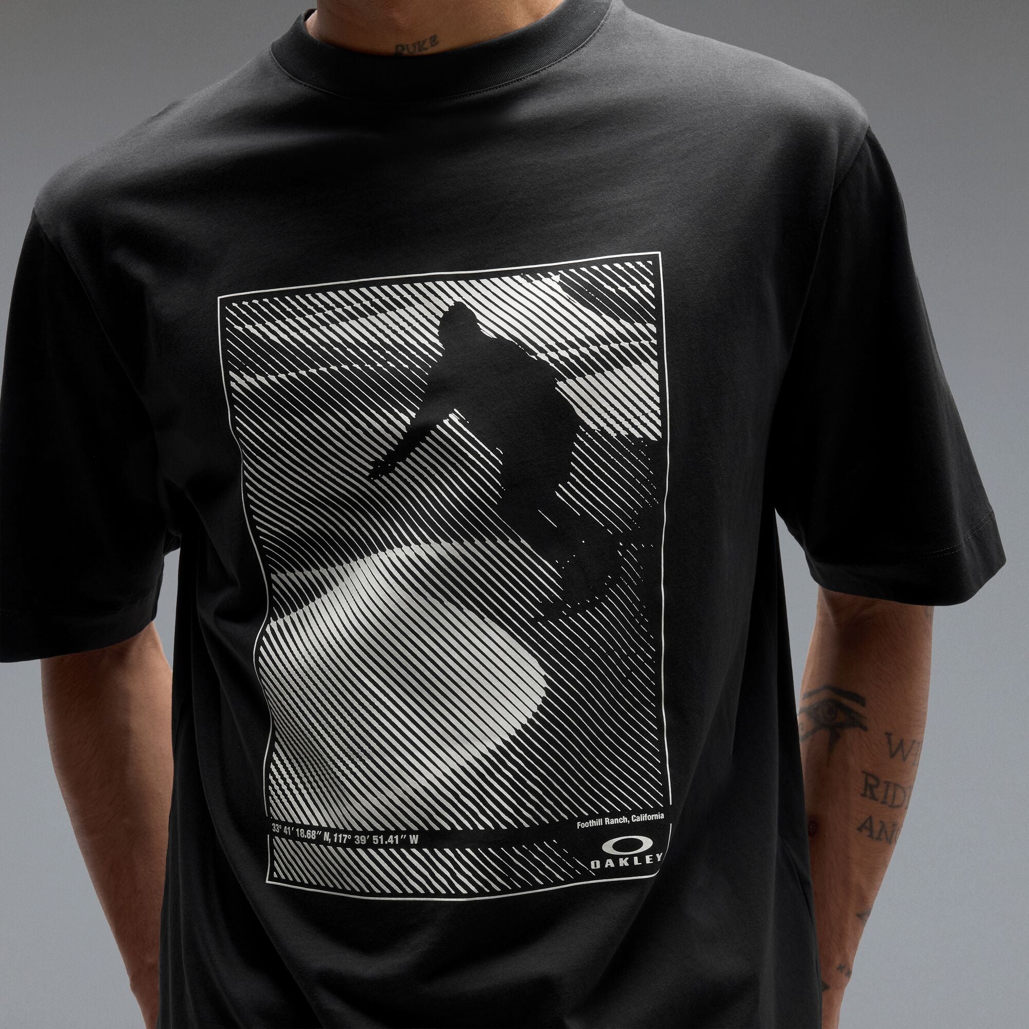Sandboard Tee - Pitch Black