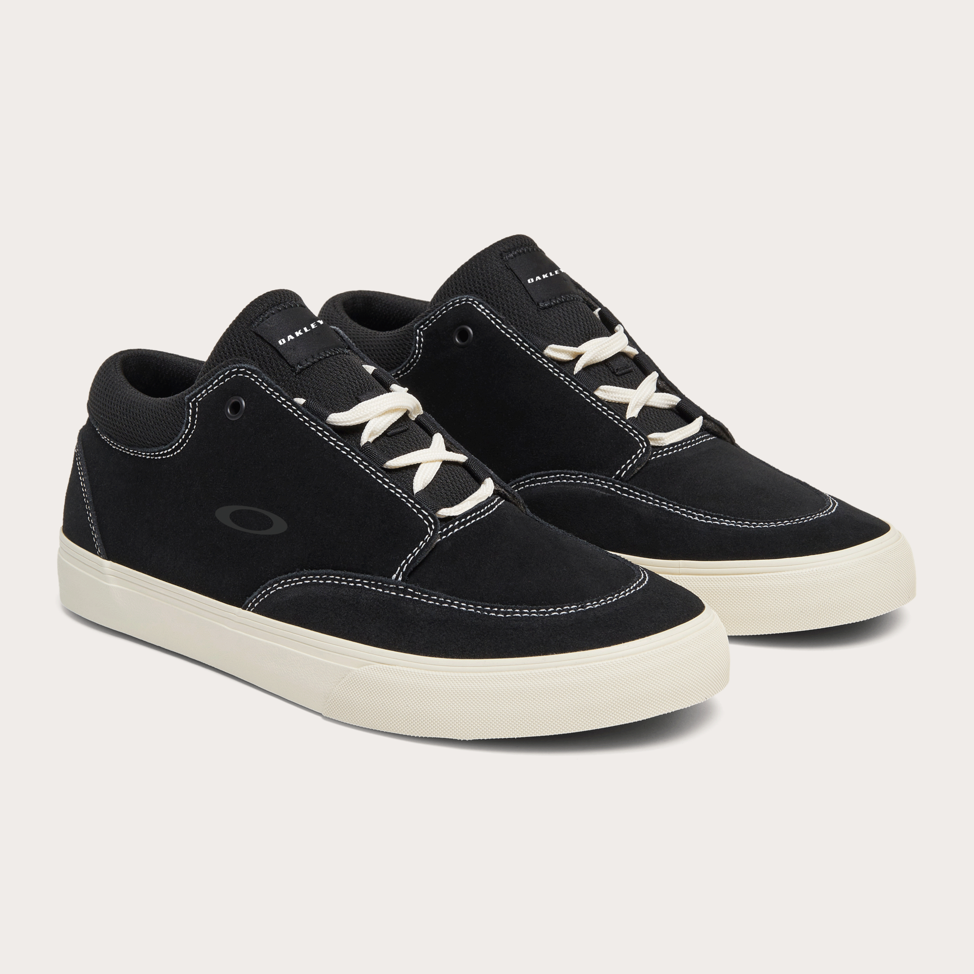 Oakley Banks Low - Black/White