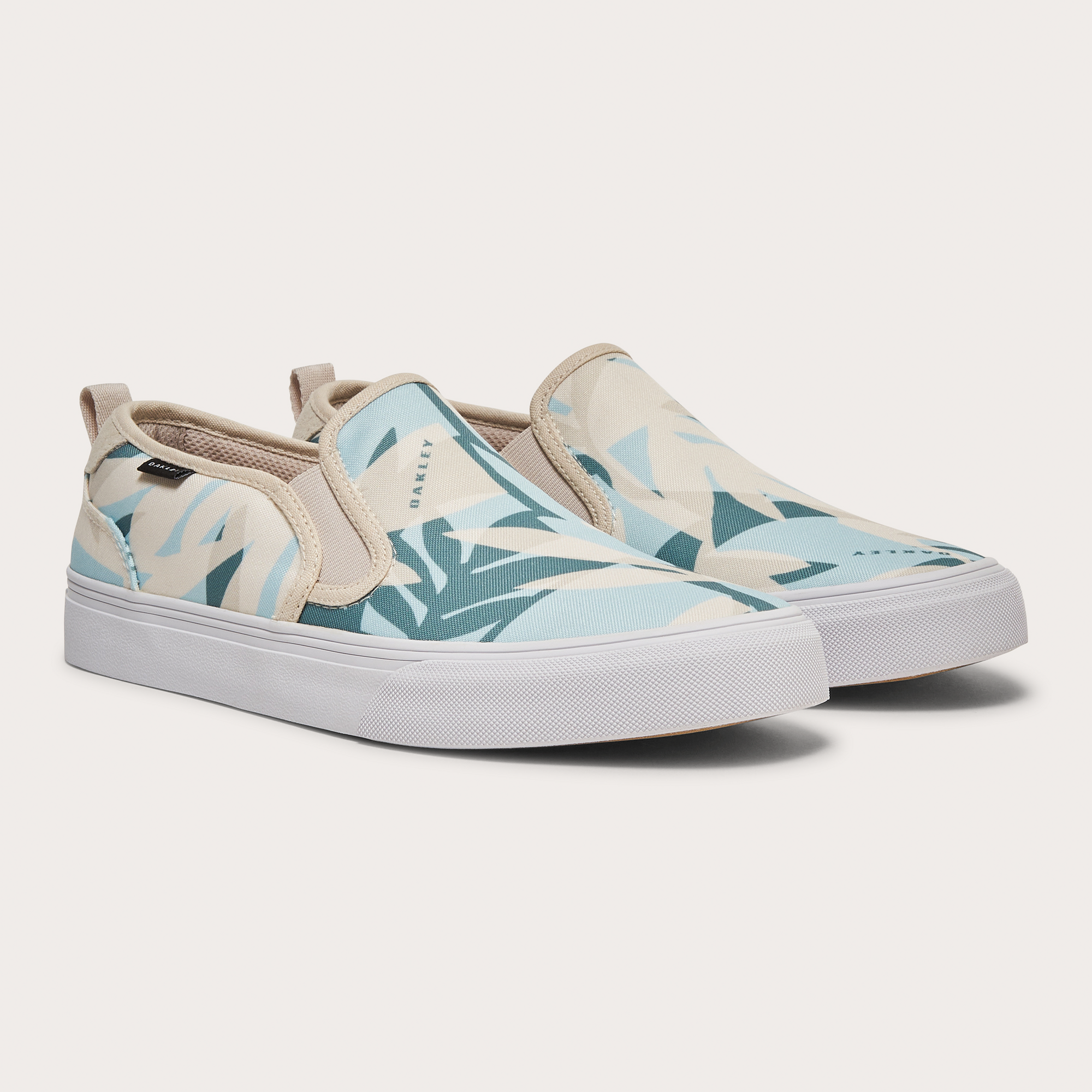 Oakley Banks Slip-On Canvas-Coral Reef Frost