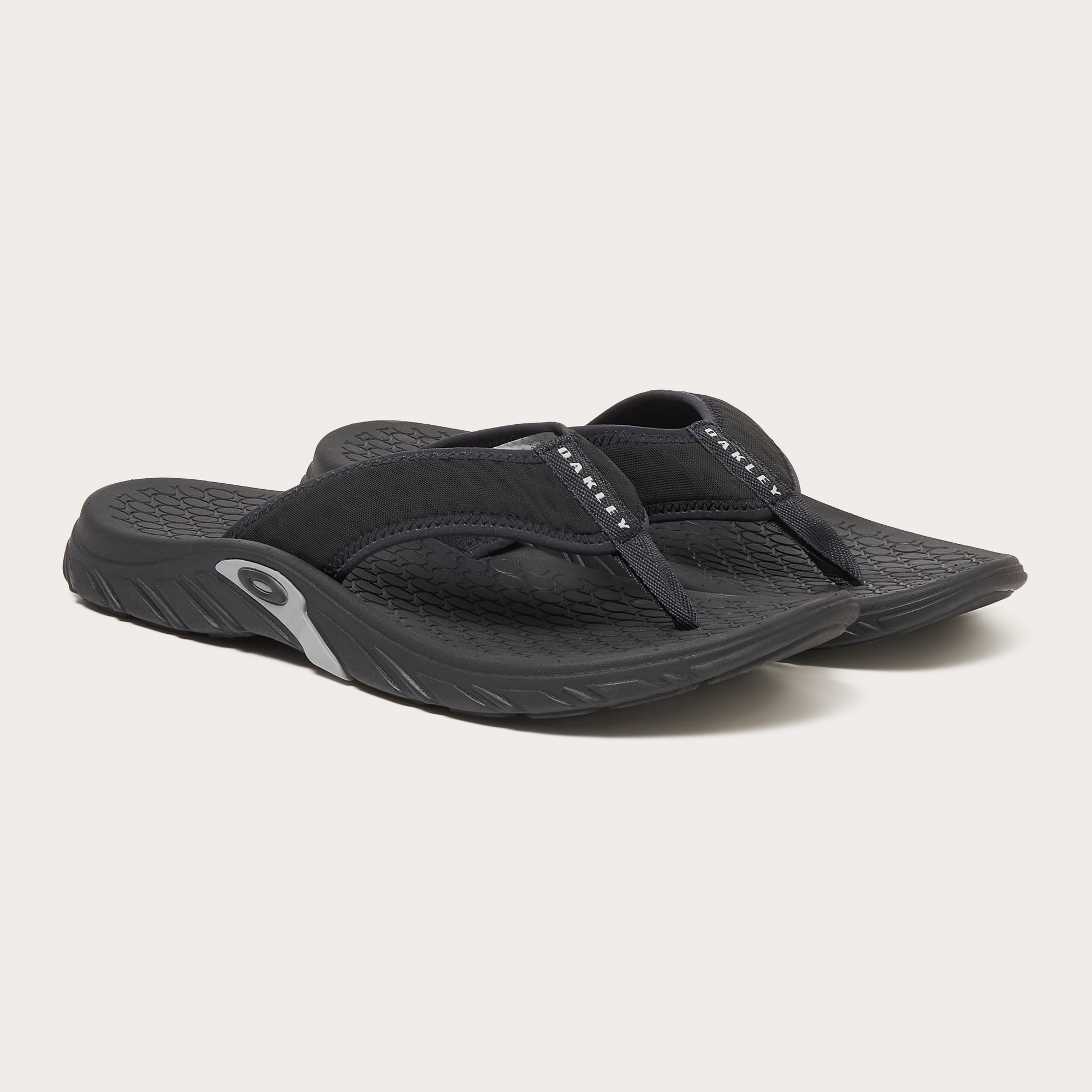 Oakley Operative Flip Flop-Blackout