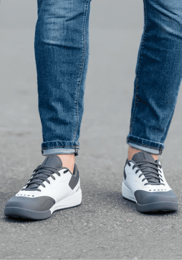 FOOTWEAR